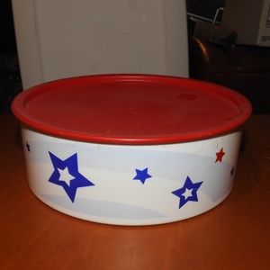 Tupperware one touch snack canister